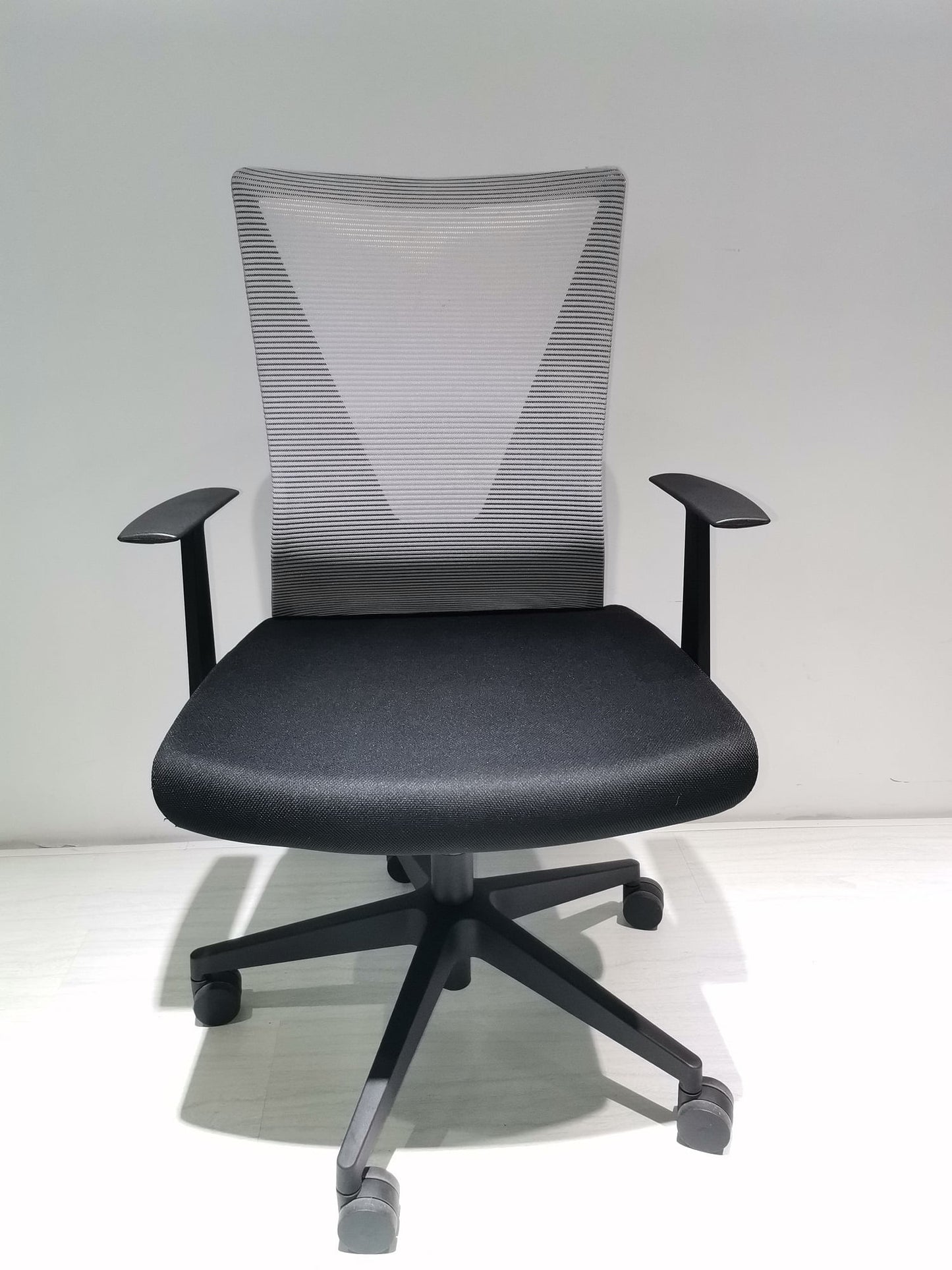 Silla Escritorio Cox Negro Gris