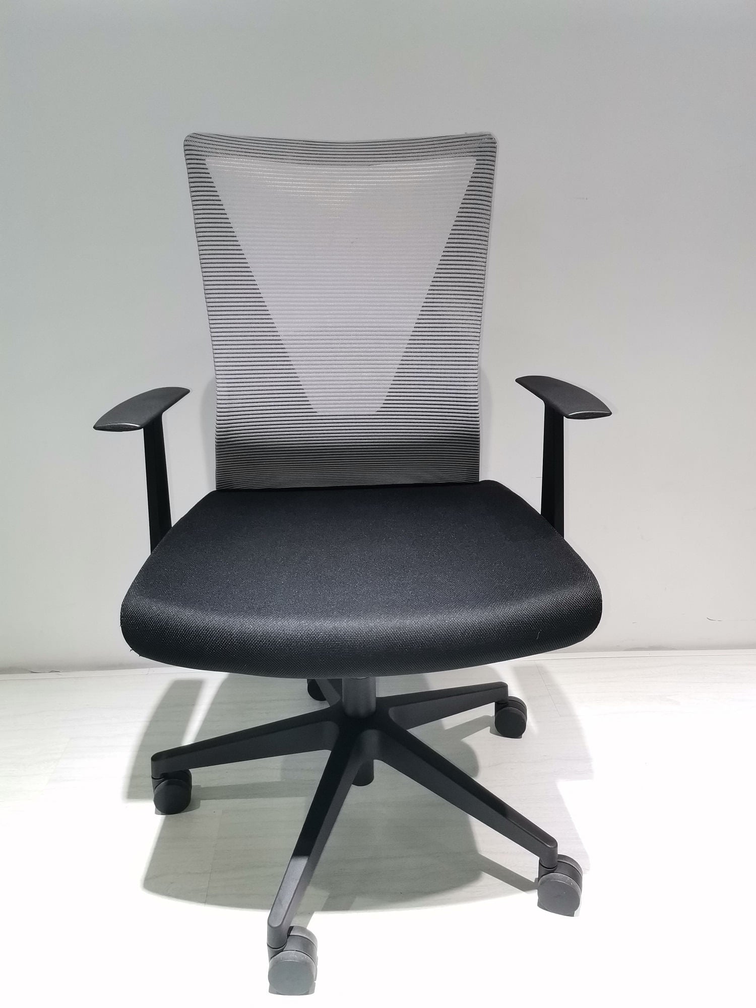 Silla Escritorio Cox Negro Gris