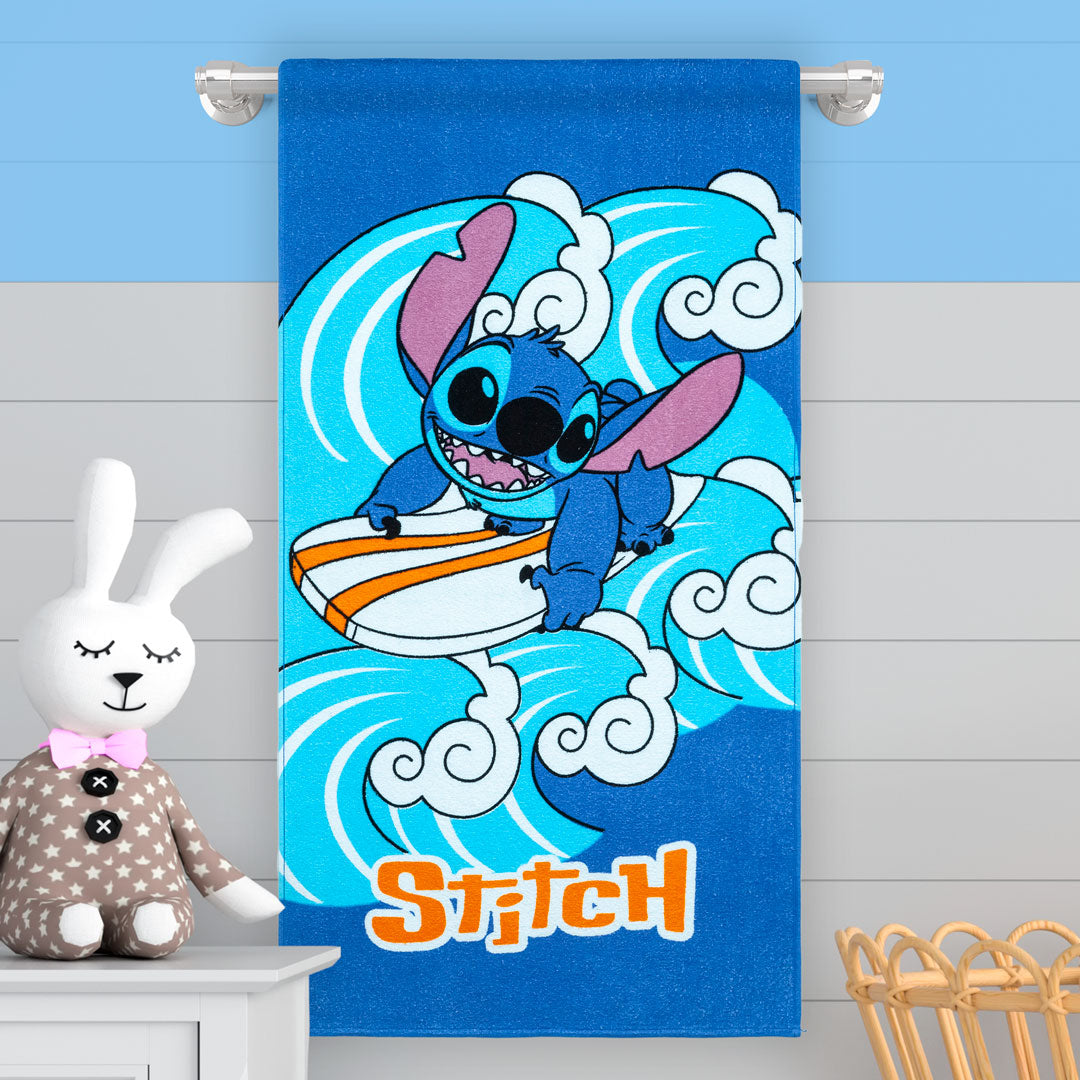 Toalla Infantil 320 Gramos Stitch Surf Aventura En El Mar