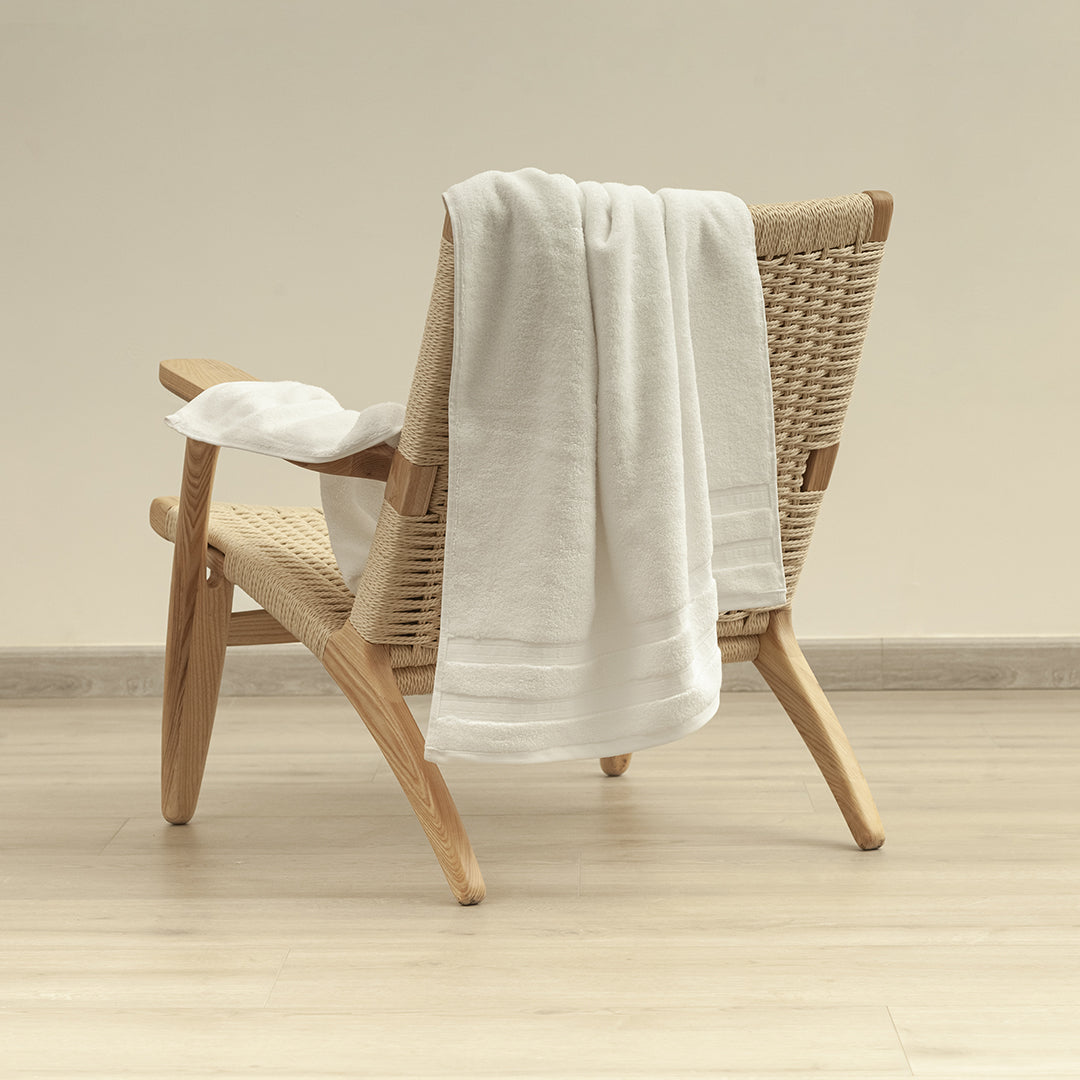 Toalla Bamboo 700 Gr Blanca