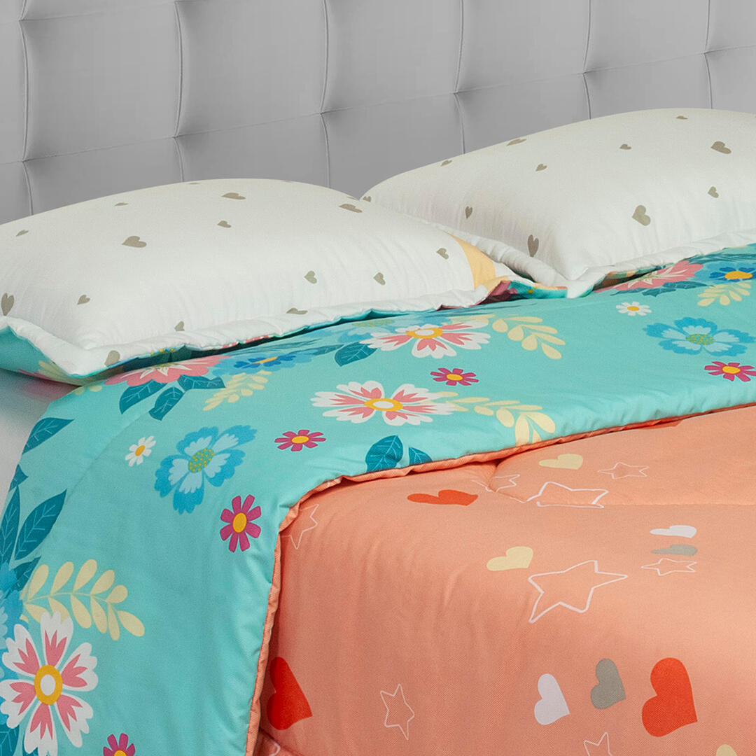 Cubrelecho Semiacolchado Doble Faz Corazones Fondo Salmon Con Blanco