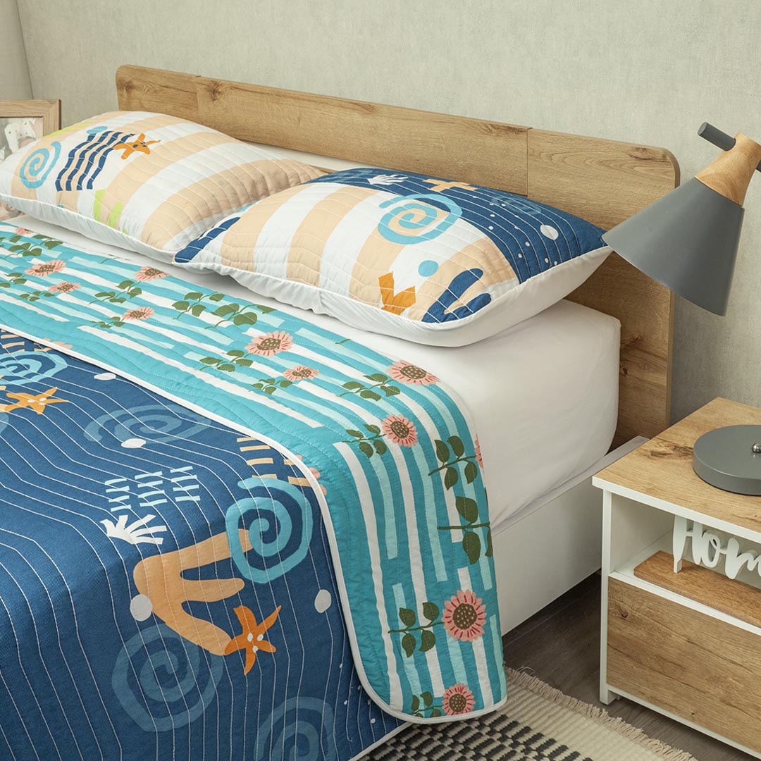 Cubrelecho Estampado Prensado Doble Faz Verano Eterno Azul