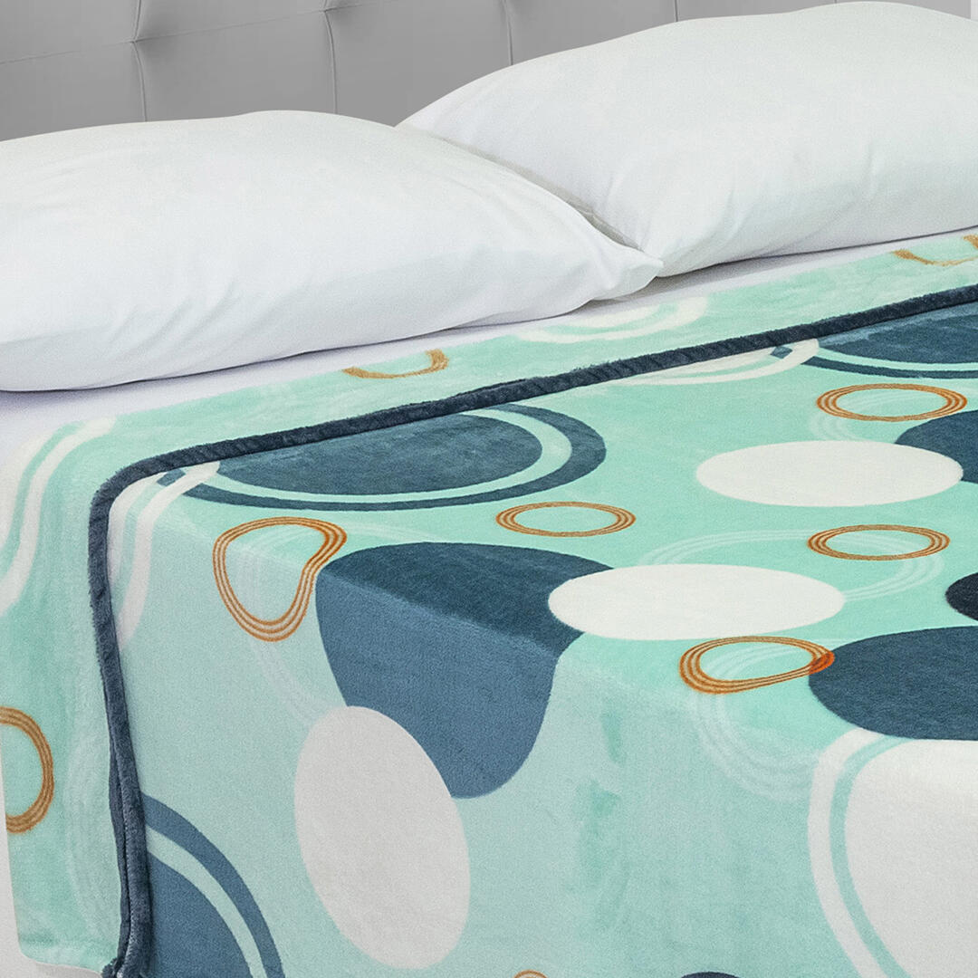 Cobija Piel De Durazno Estampada Círculos En Naranja Azul Oscuro Fondo Aguamarina