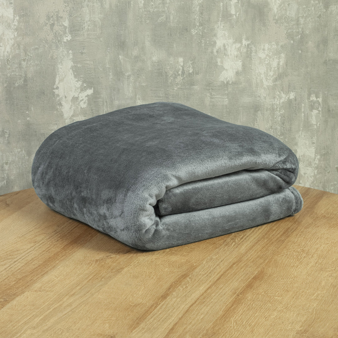 Cobija Piel Durazno Soft Gris Oscuro