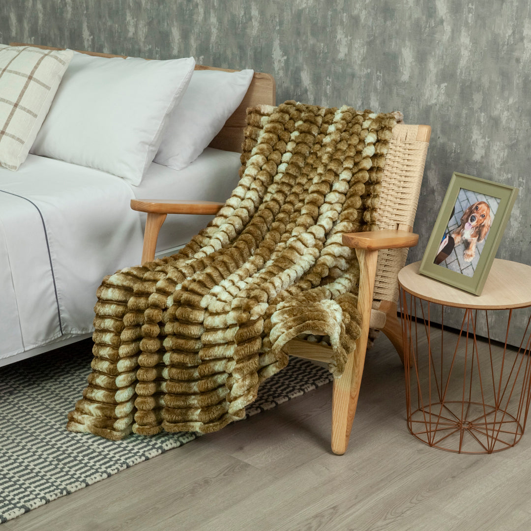 Cobija Malu 310 Gsm Dorada