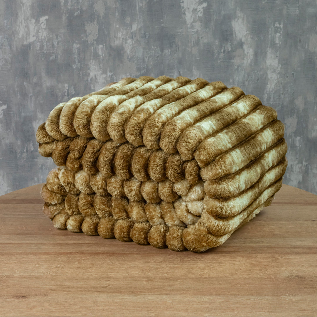 Cobija Malu 310 Gsm Dorada