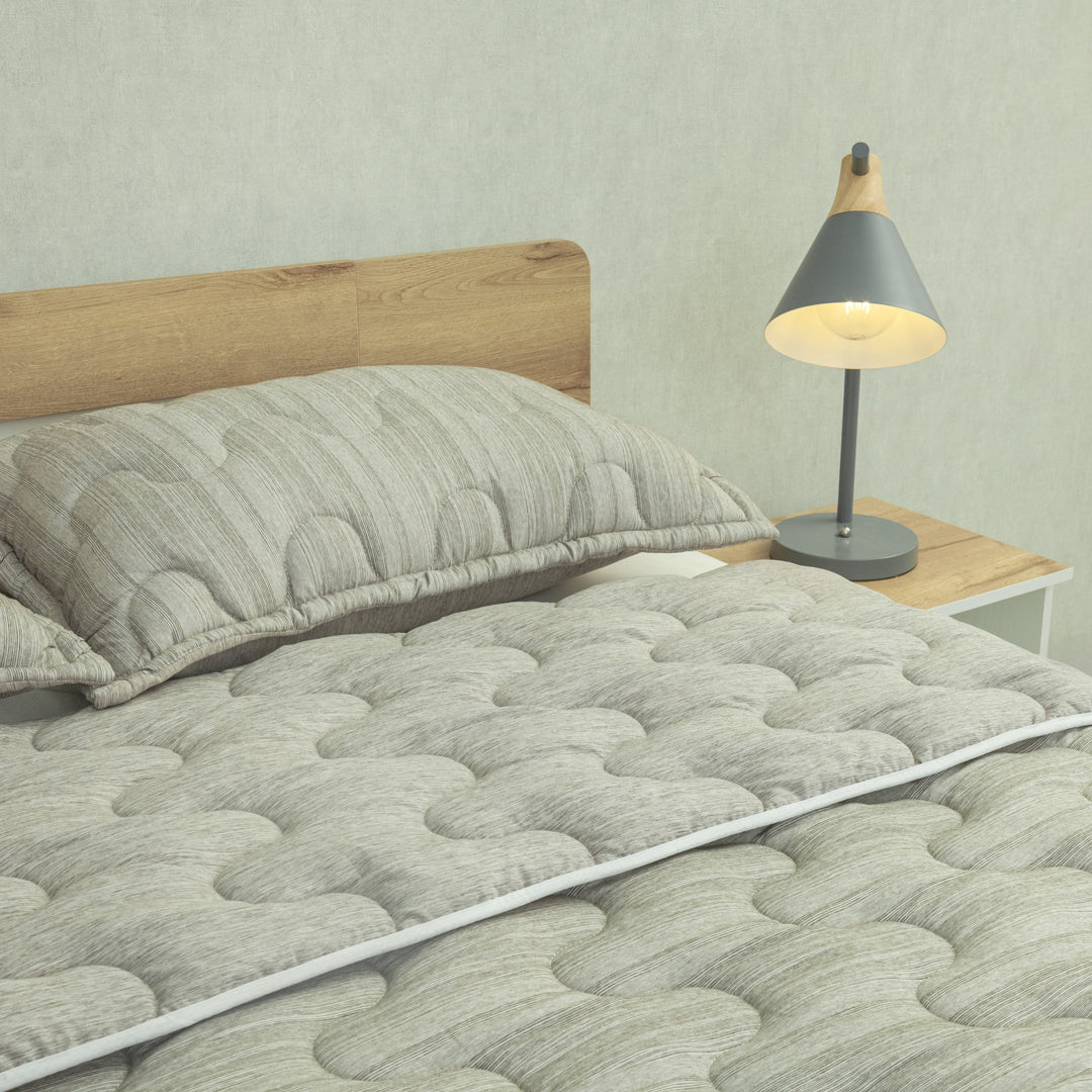 Cubrelecho Superacolchado Equilibrio Gris