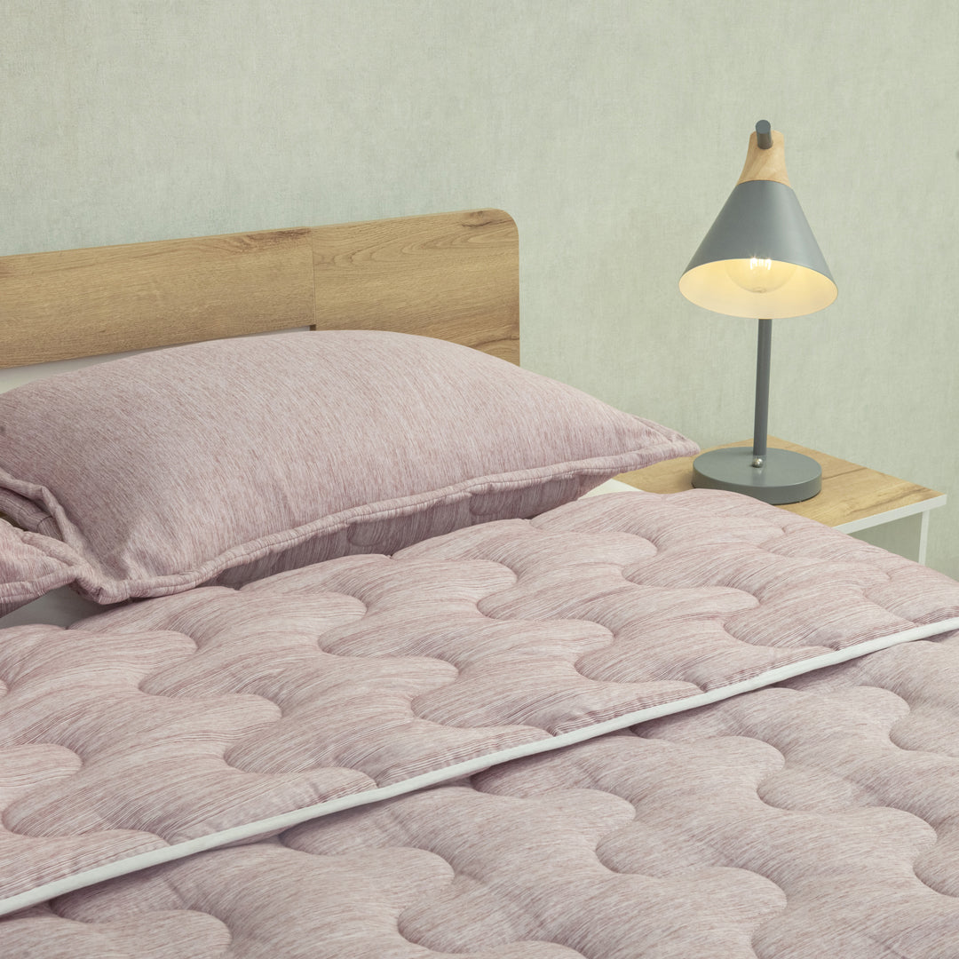 Cubrelecho Superacolchado Equilibrio Rosa