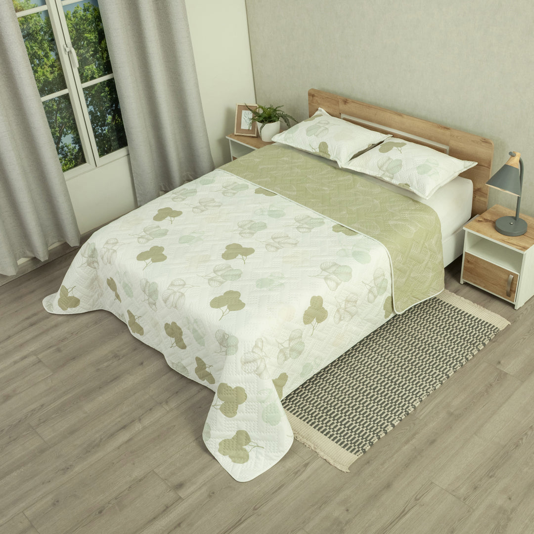 Cubrelecho Termosellado Doble Faz Style Bosque Sereno