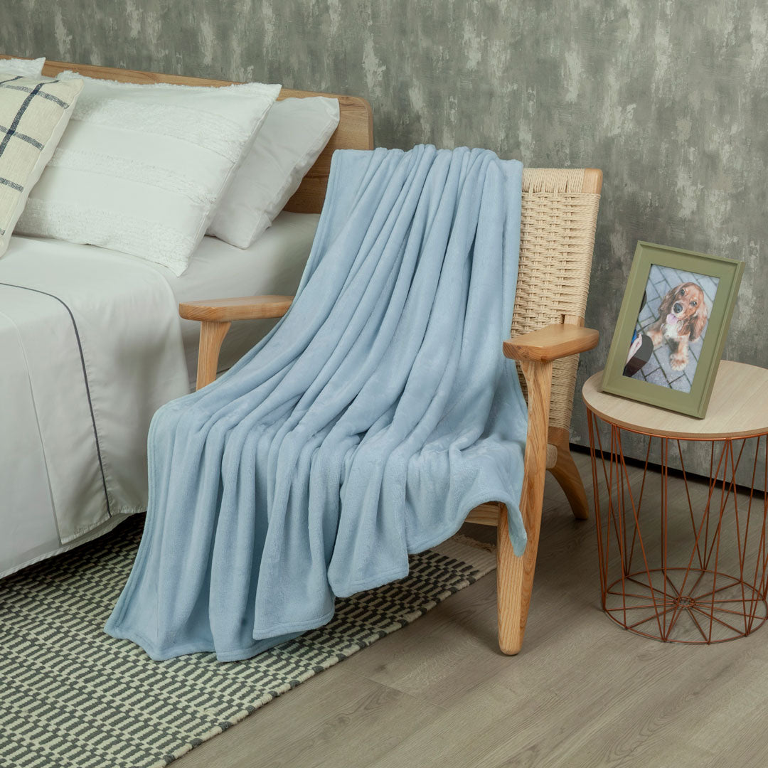 Cobija Piel De Durazno Azul Cielo