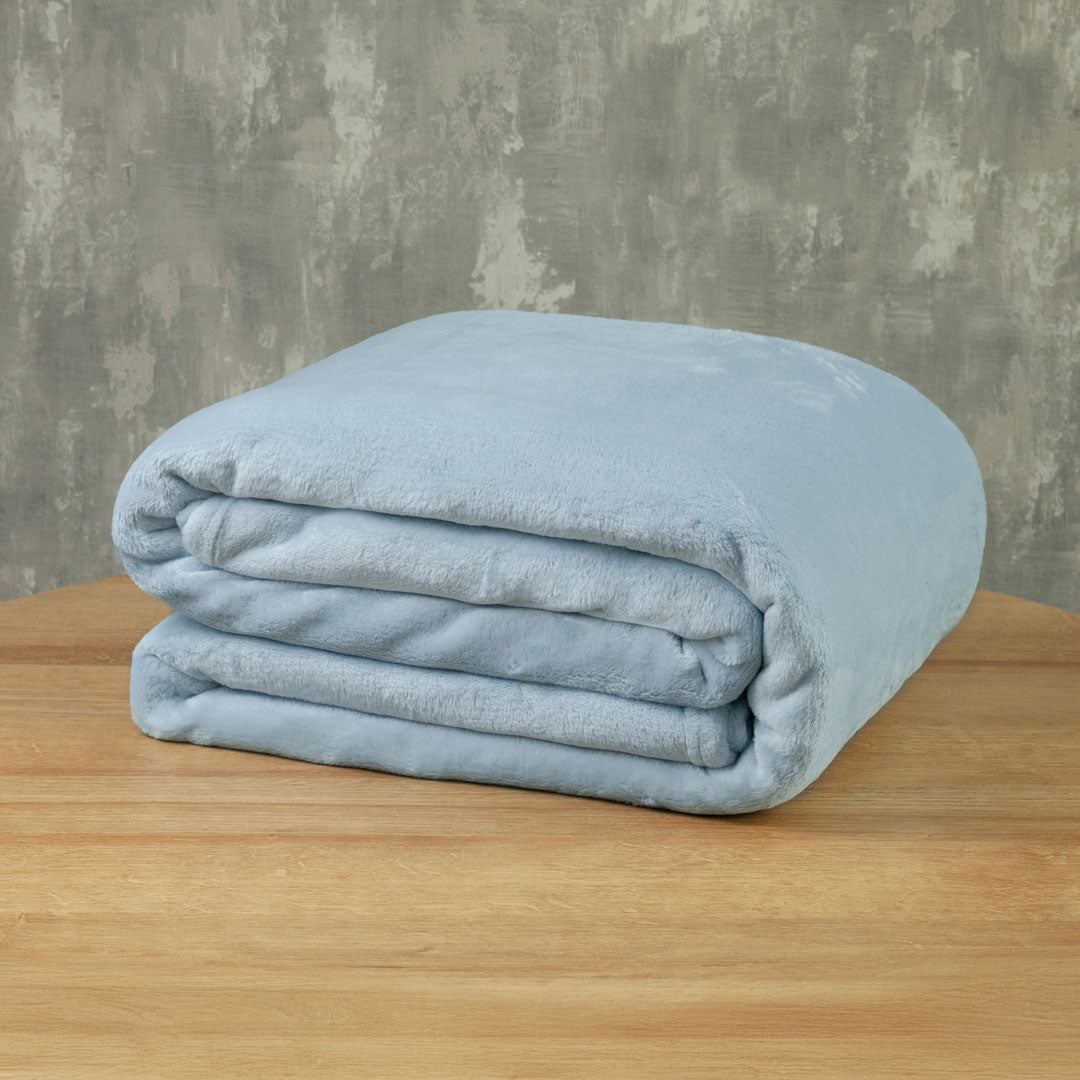 Cobija Piel De Durazno Azul Cielo