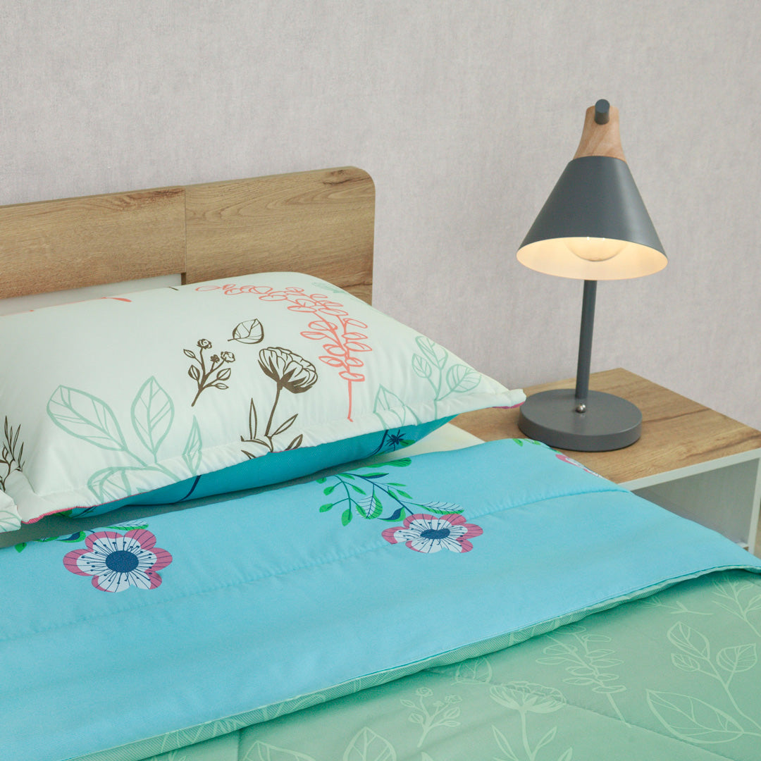 Cubrelecho Semiacolchado Doble Faz  Floralia Coral Azul