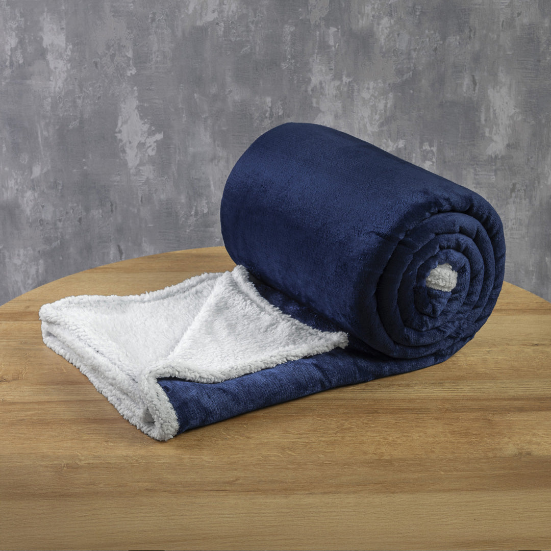 Cobija Ovejera Solo Fondo Azul Petróleo