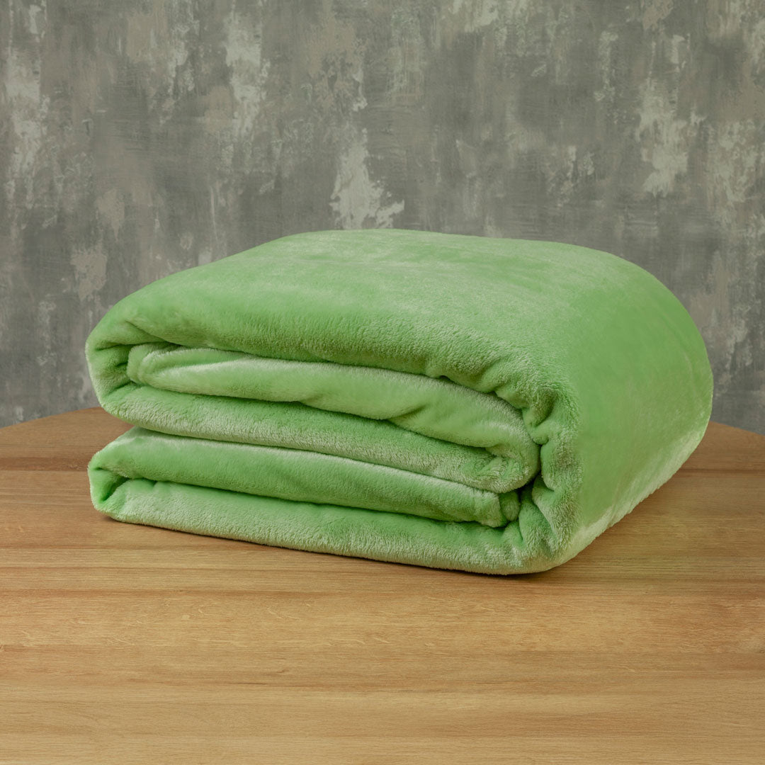 Cobija Piel De Durazno Verde Lima