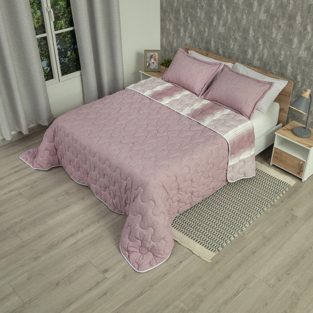 Cubrelecho Superacolchado Equilibrio Líneas Mora Confortable