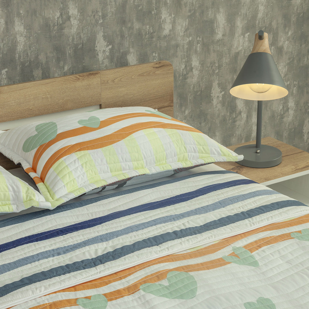 Cubrelecho Estampado Prensado Doble Faz Sol De Tierra Azul