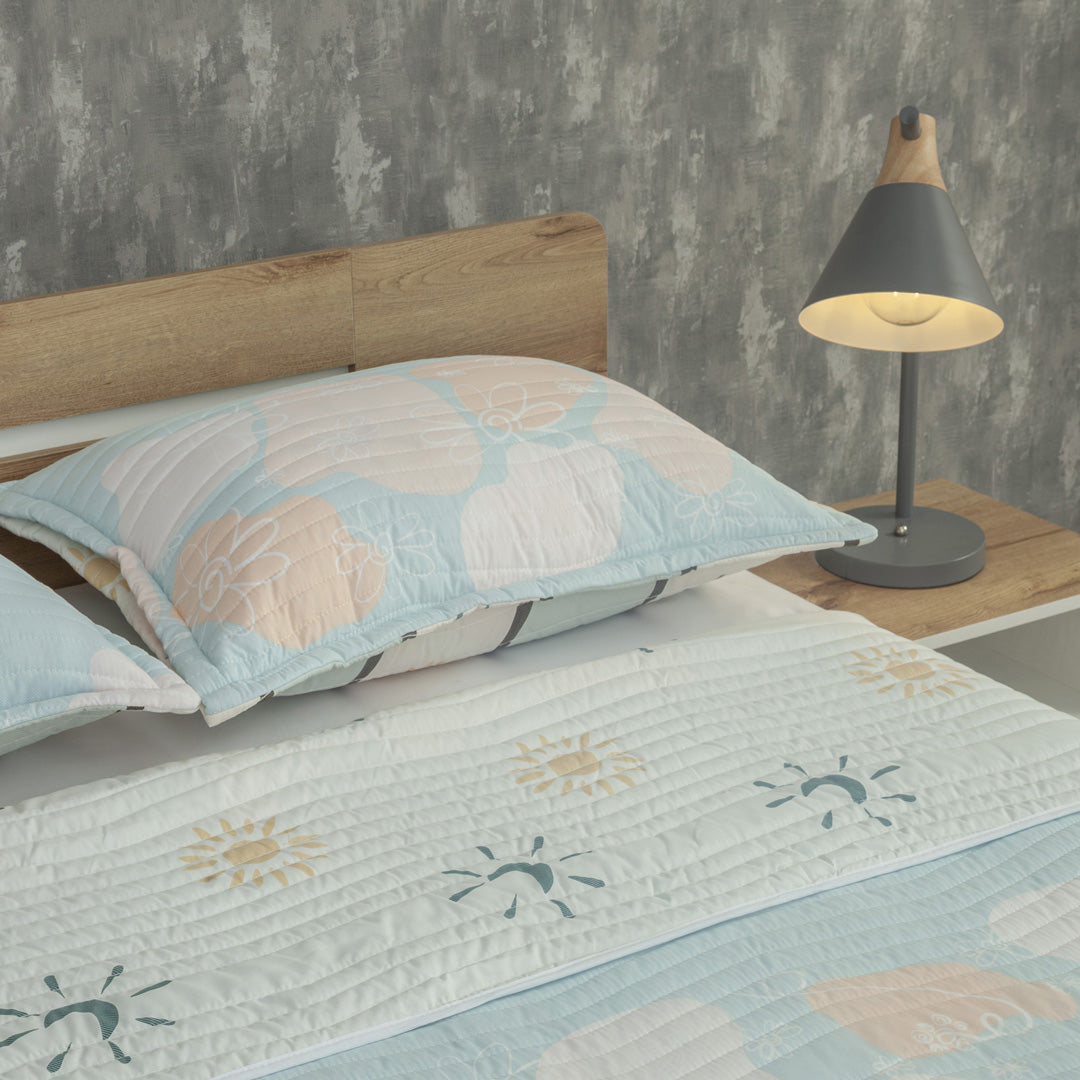 Cubrelecho Estampado Prensado Doble Faz Luna Celestial
