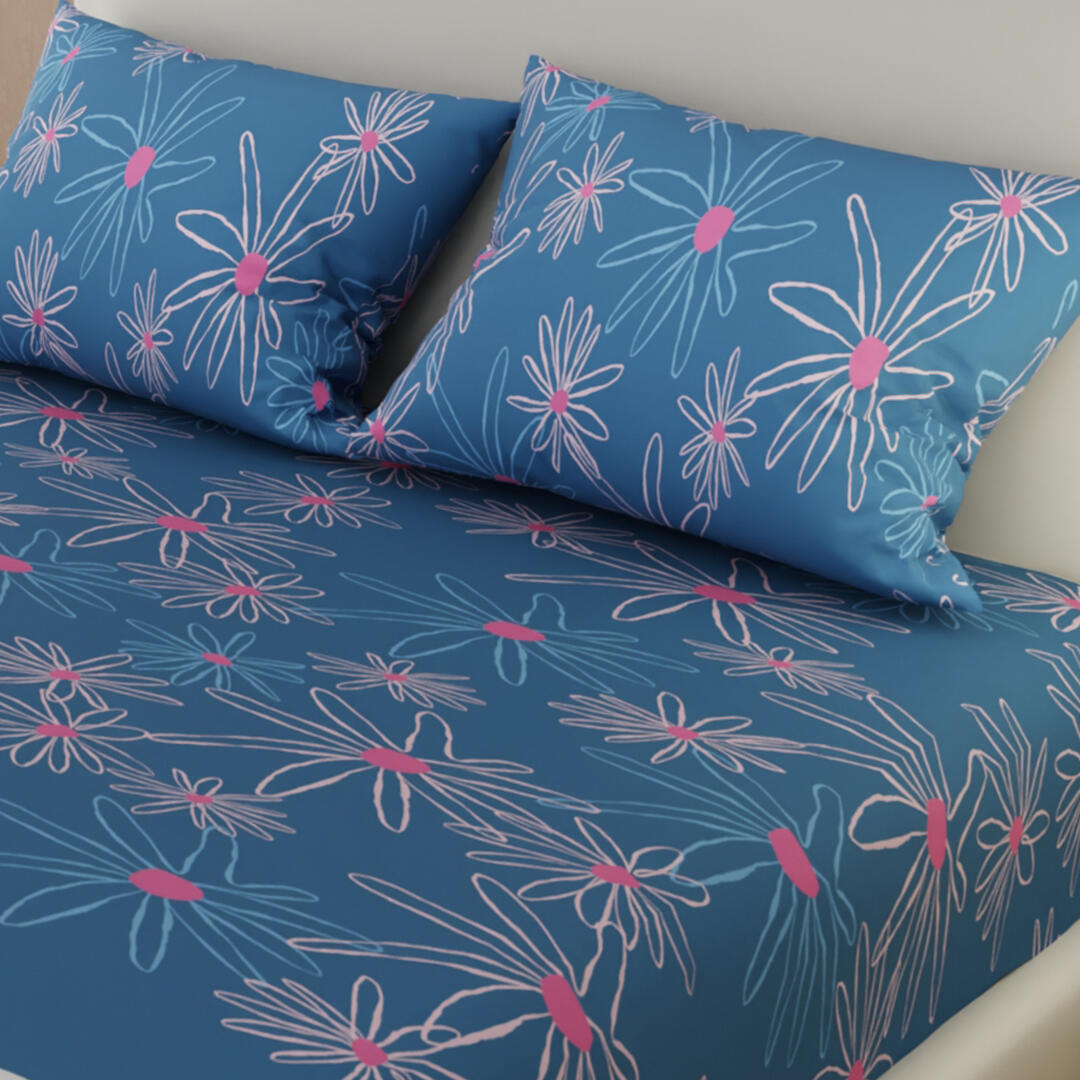 Sábana Ajustable Flores Rosadas Fondo Azul Con Blanco