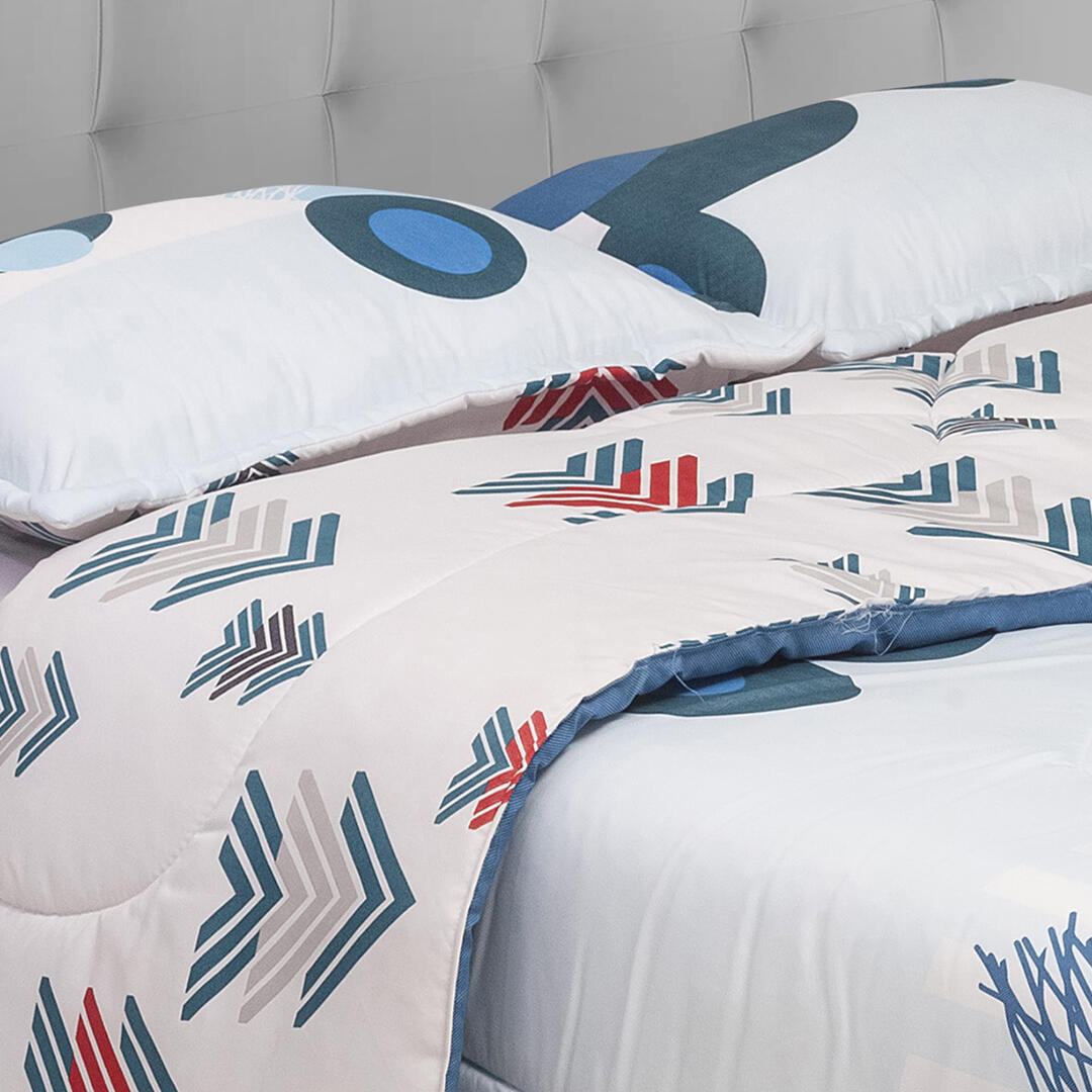 Cubrelecho Super Acolchado Azul Y Blanco Con Flechas Ultra Suave