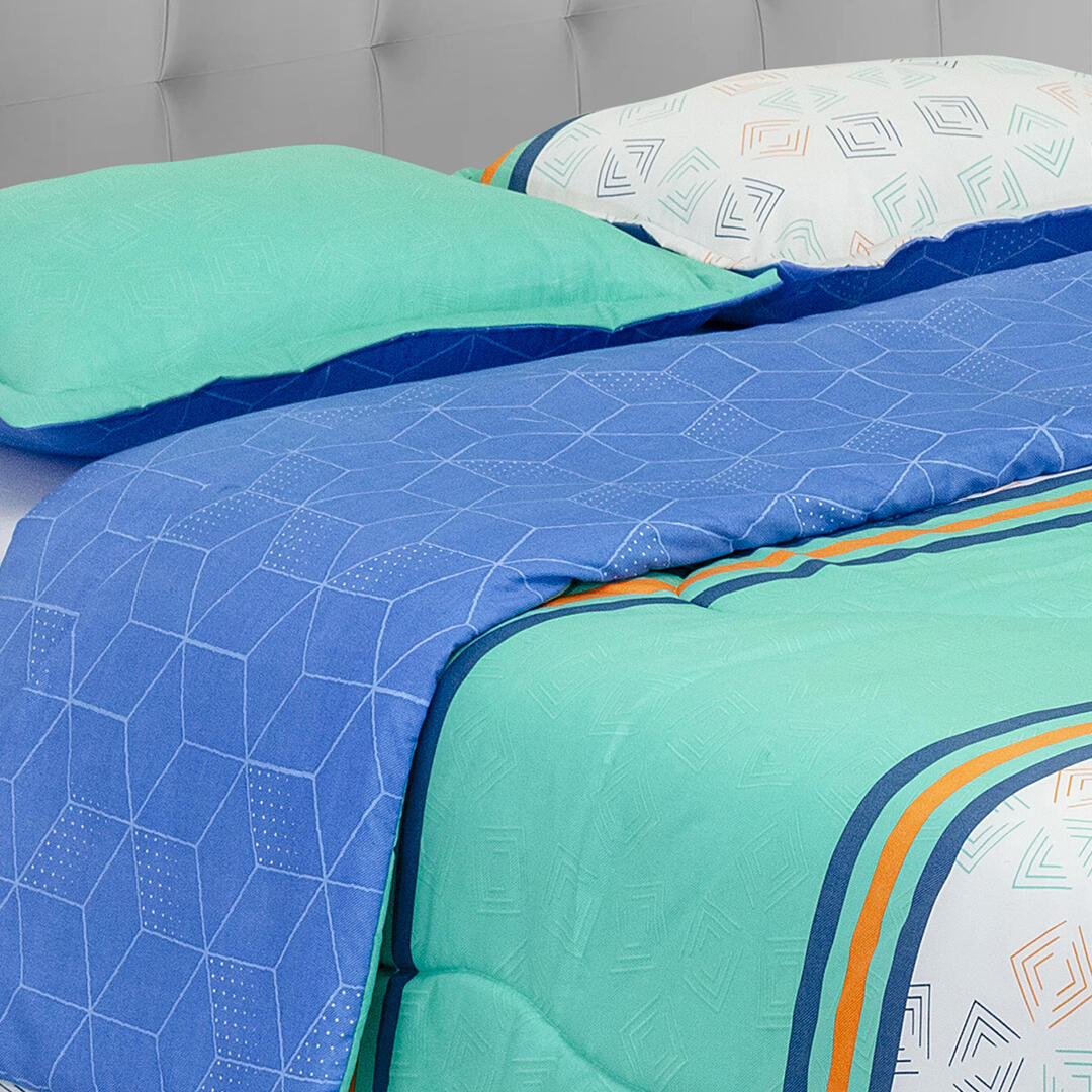 Cubrelecho Semiacolchado Doble Faz Cubos Blancos Naranjas Fondo Azul