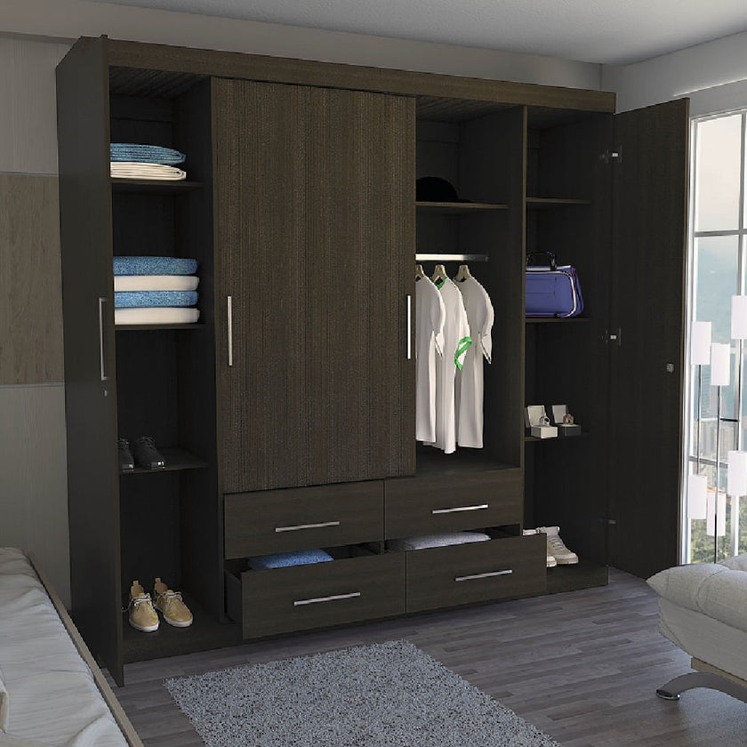 Closet Fira