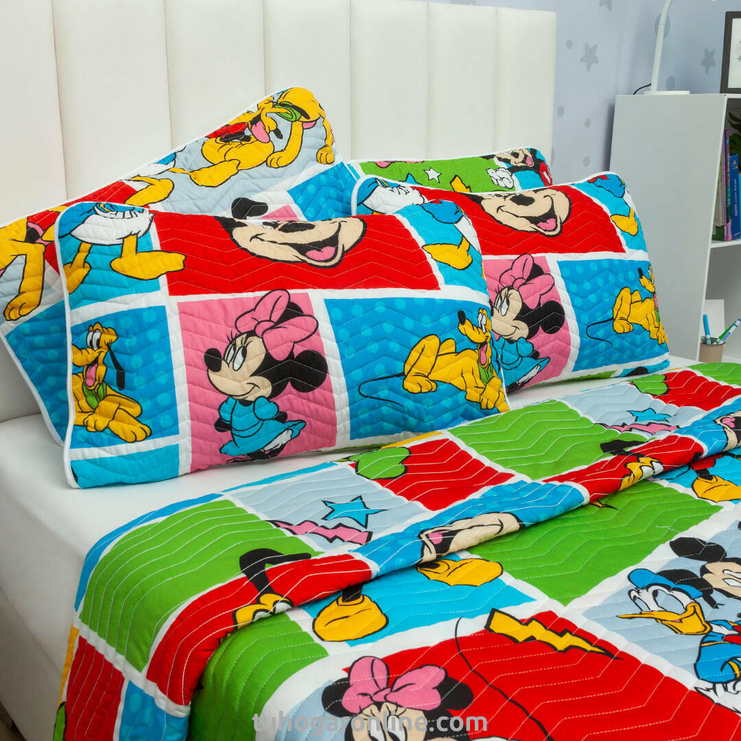 Cubrelecho Prensado Disney Mickey Y Sus Amigos Multicolor Estampados Animados