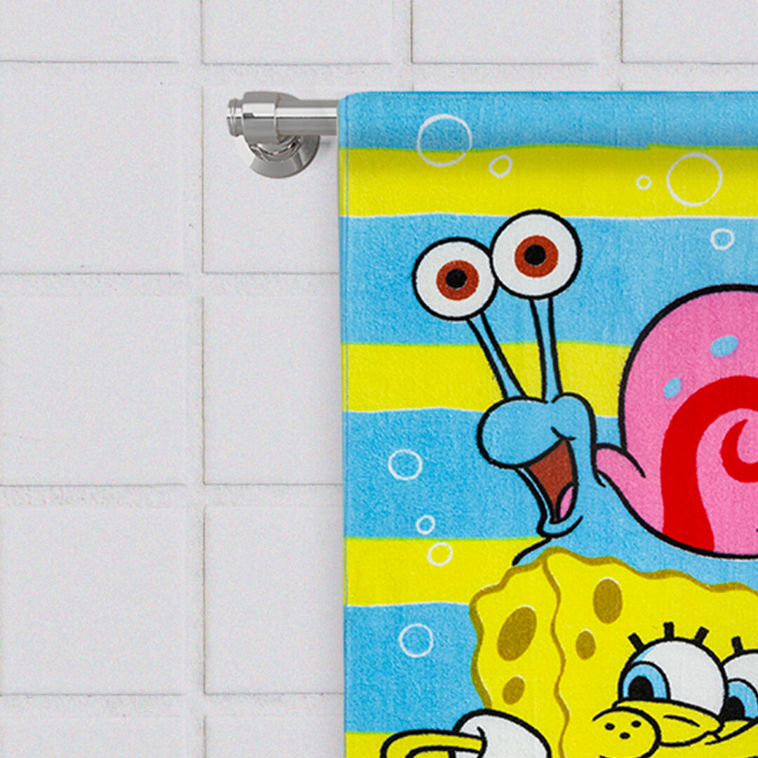 Toalla Infantil 320Gr Bob Esponja Y Gary Fondo Azul Con Lineas Amarillo