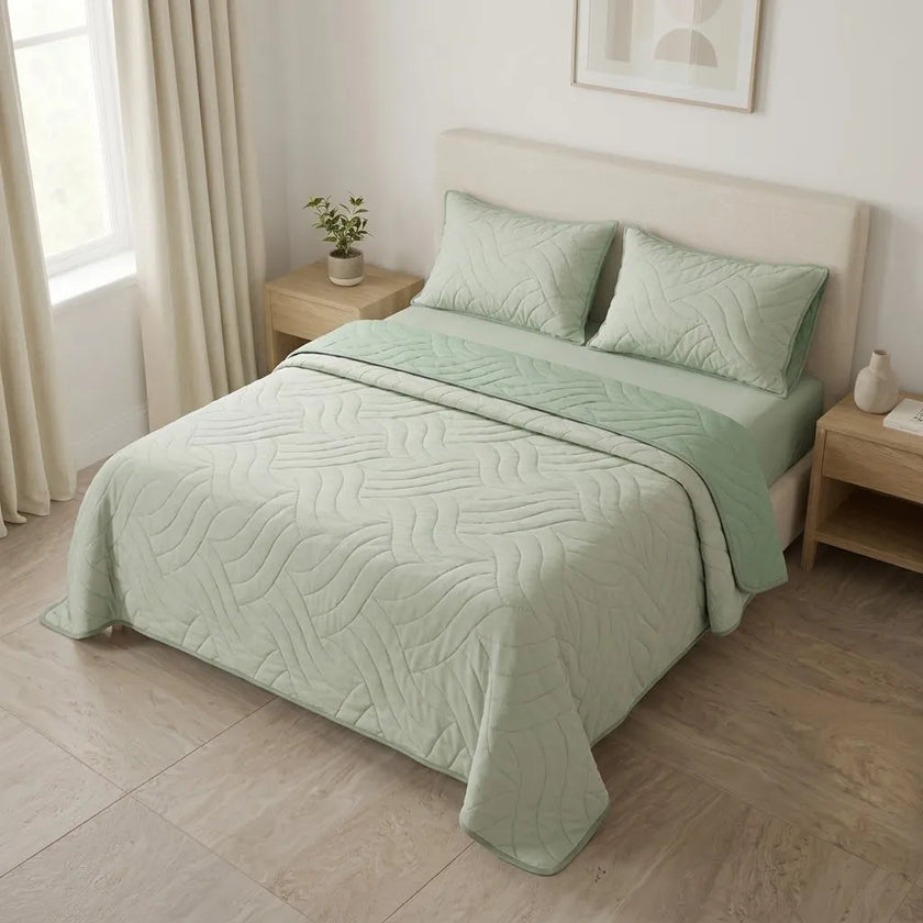 Cubrelecho Doble Faz Termosellado Básico Verde Y Beige De Lujo