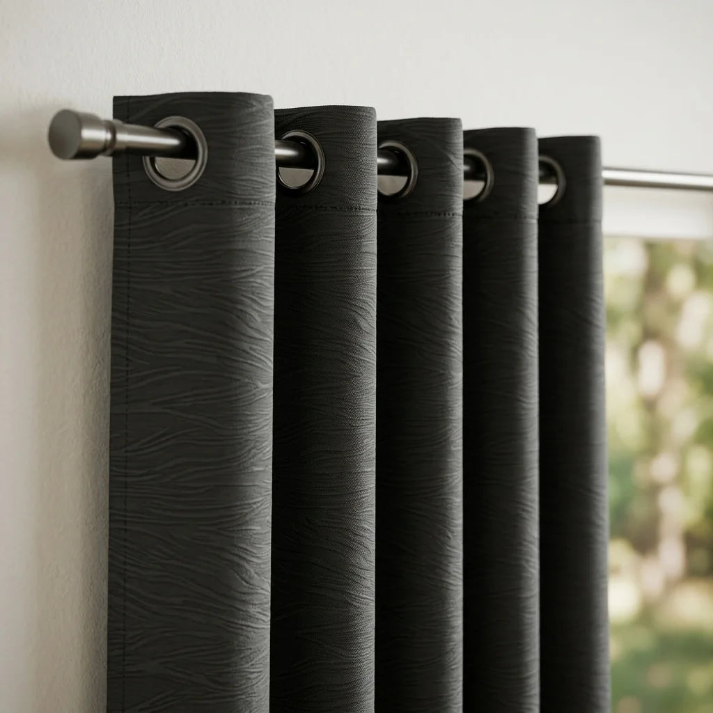 Cortina Black Out Anti-Luz Baltica Negra