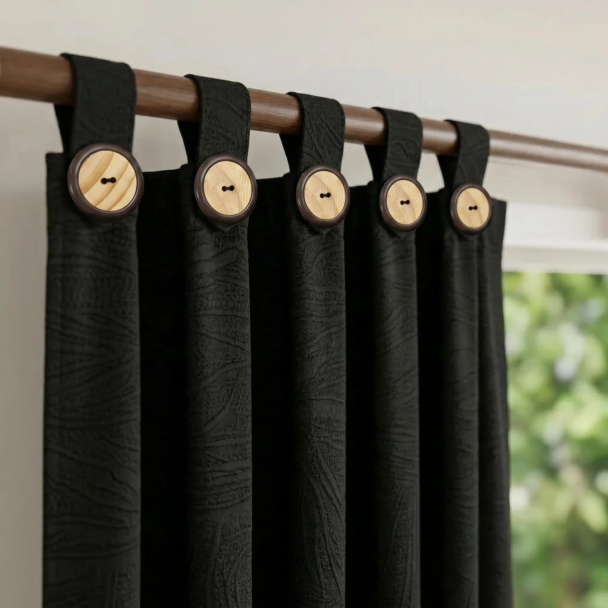 Cortina Black Out Anti-Luz Baltica Boton Negra Aislantes