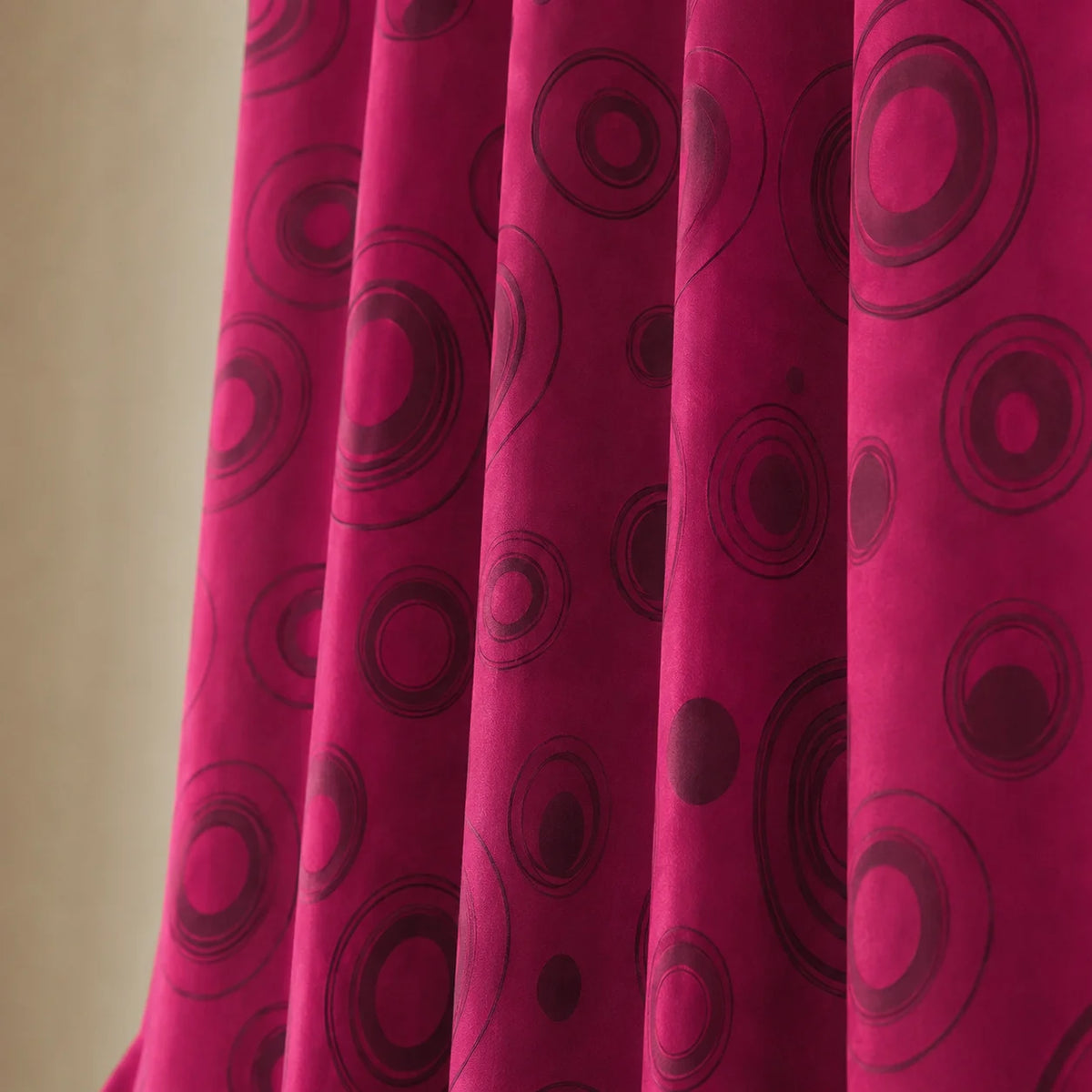 Cortina Yacar Boton Fucsia Elegante