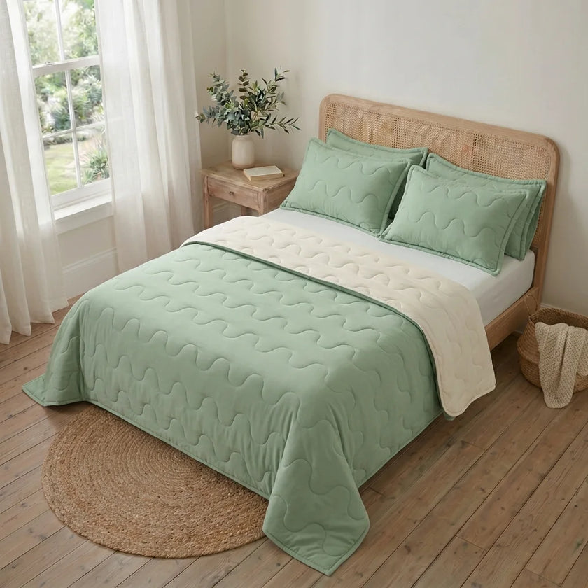 Cubrelecho Acolchado Cotton Sense Solo Fondo Verde -Beige