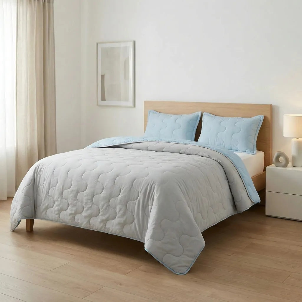 Cubrelecho Acolchado Cotton Sense Solo Fondo Azul - Gris